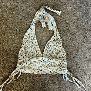 ⭐️RSQ crop halter top floral